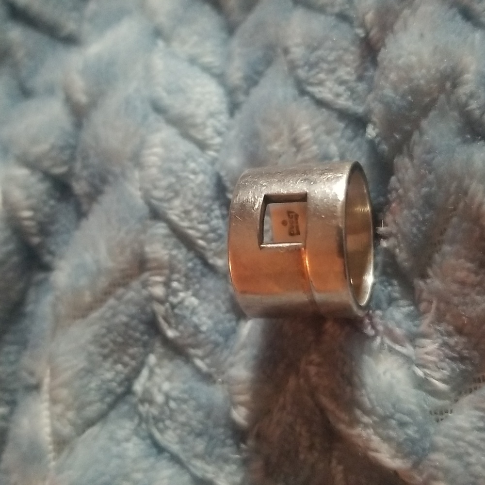 Gucci silver 925 G logo Cutout Ring sz. 4 - Picture 8 of 11